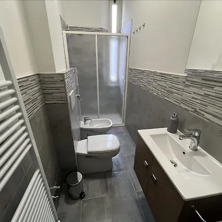 Storchi - Near Downtown Apartment